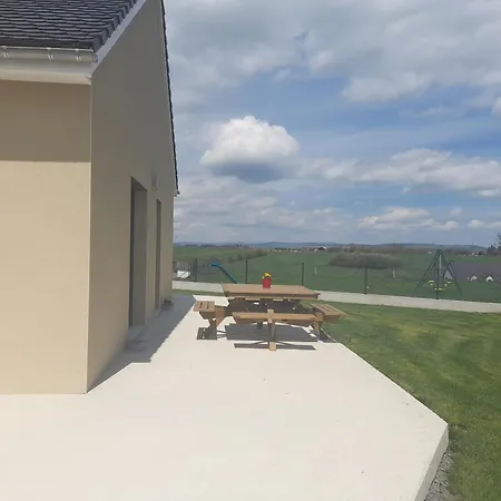Maison Confortable A 80 M² Avec Jardin Spacieux Nyaraló *