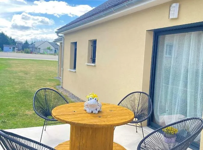 Maison Confortable A 80 M² Avec Jardin Spacieux *